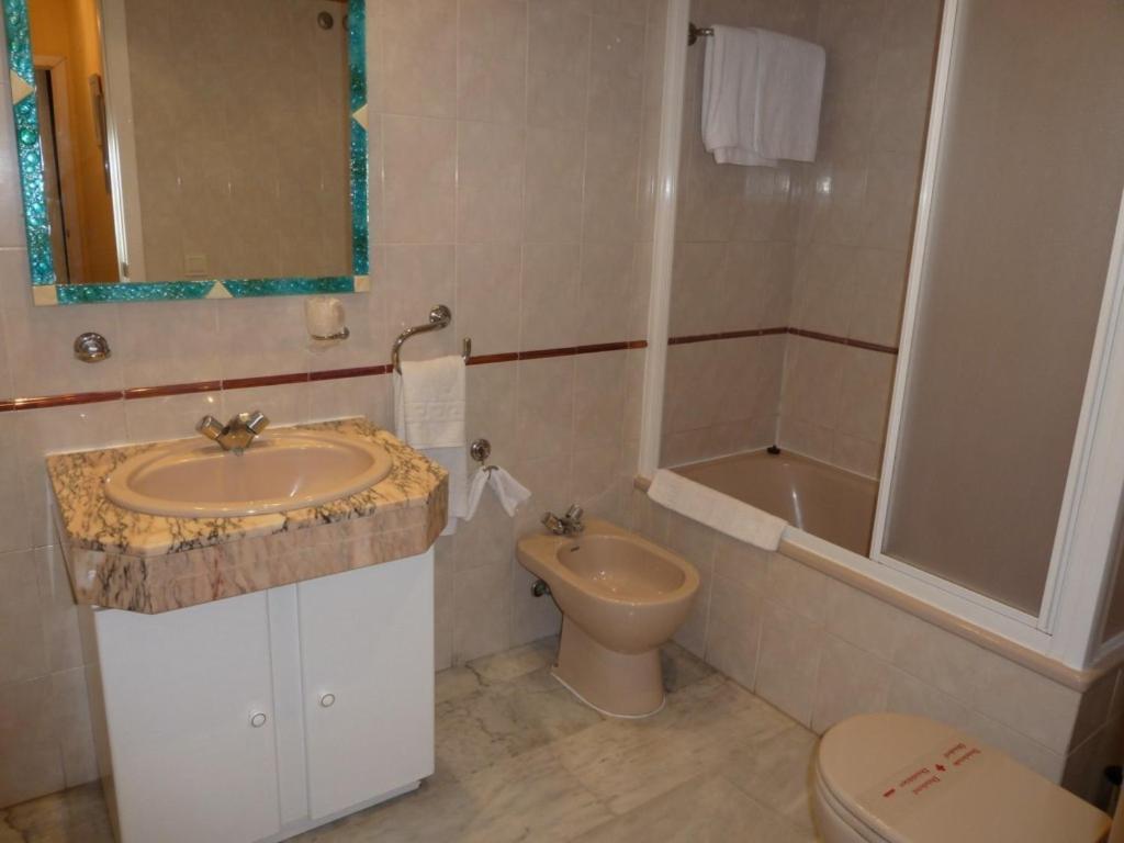 Apartamento Casinomar Benalmádena Exterior foto